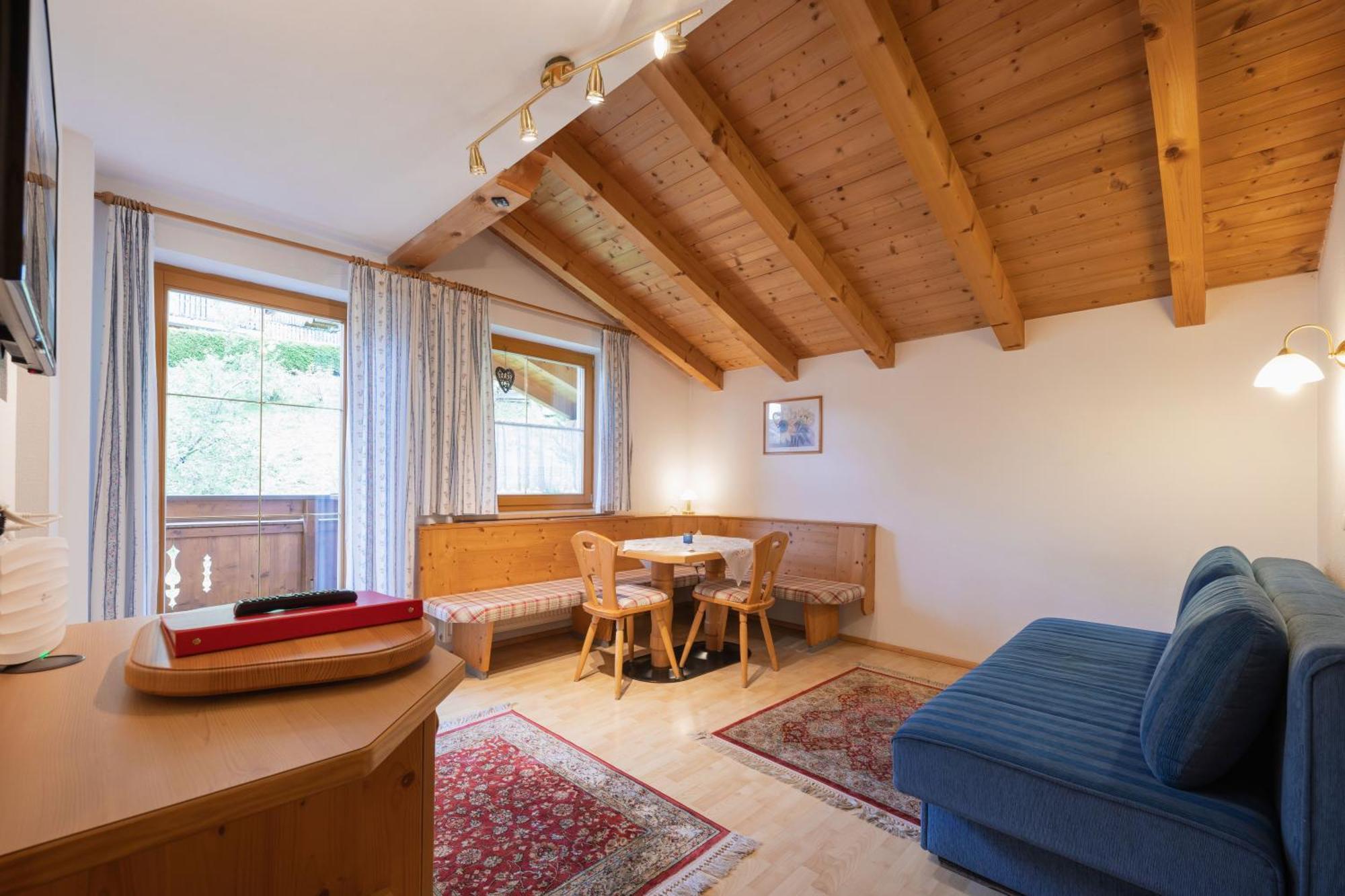 Appartement Haus Bergzauber à Neustift im Stubaital Extérieur photo