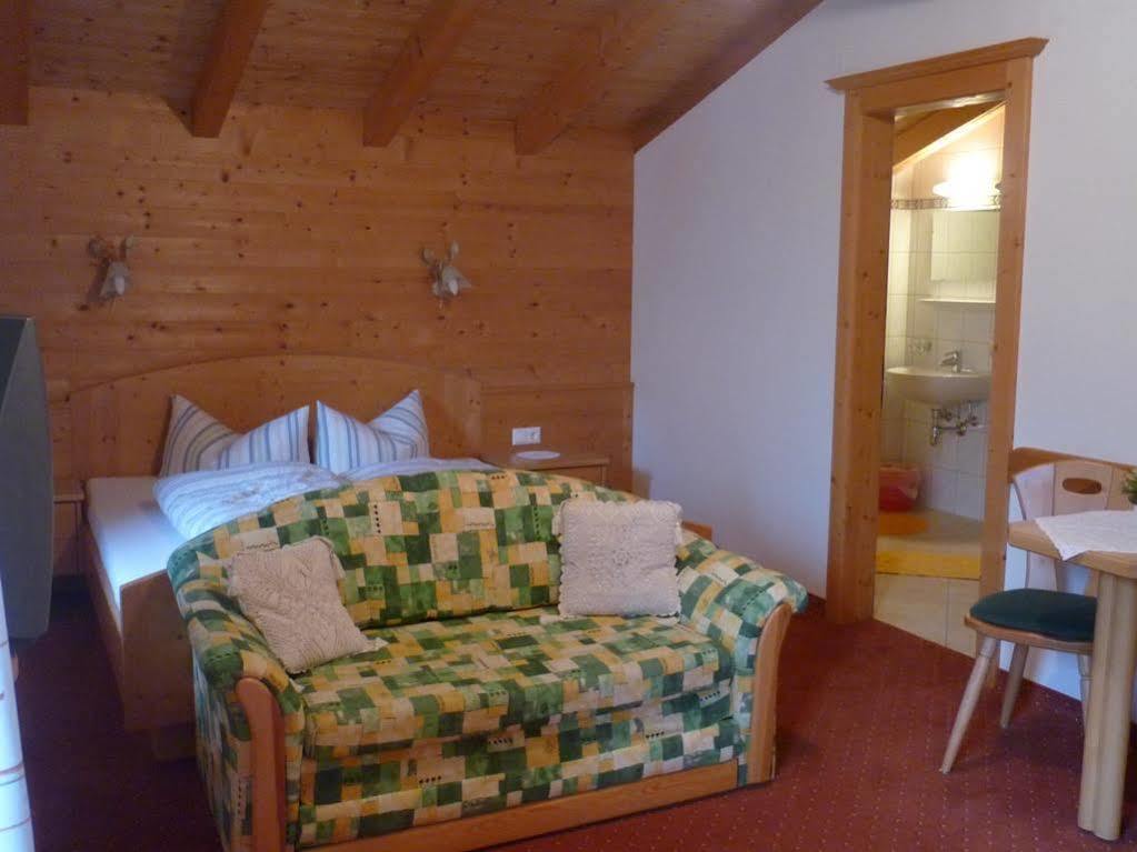 Appartement Haus Bergzauber à Neustift im Stubaital Extérieur photo