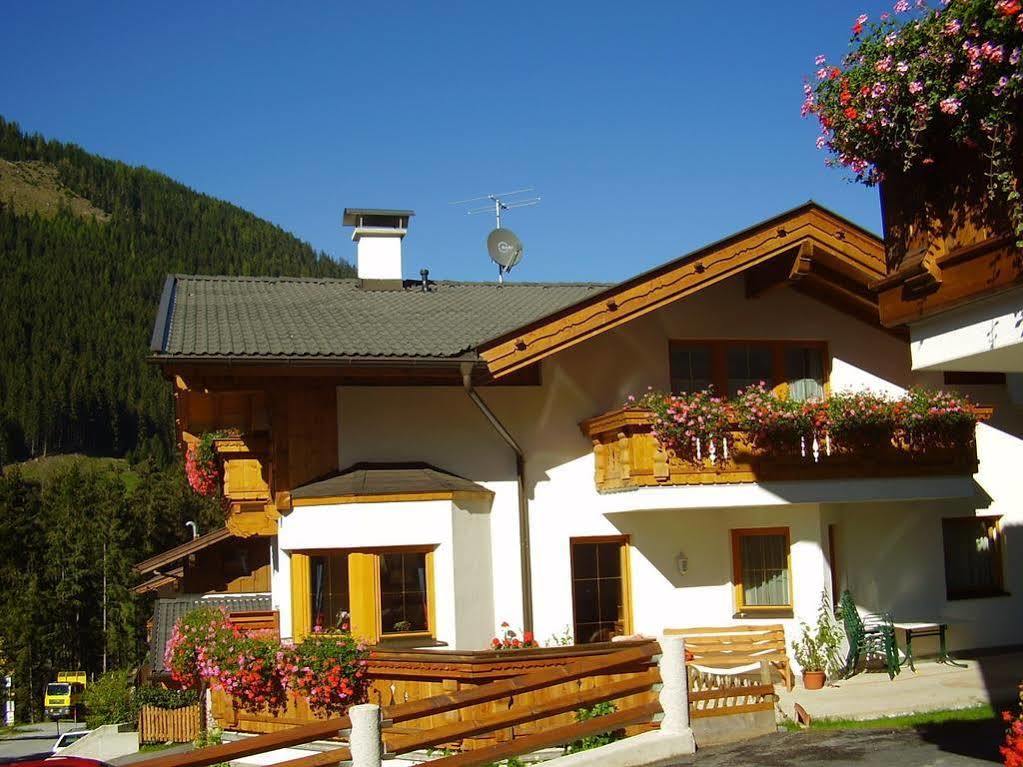 Appartement Haus Bergzauber à Neustift im Stubaital Extérieur photo